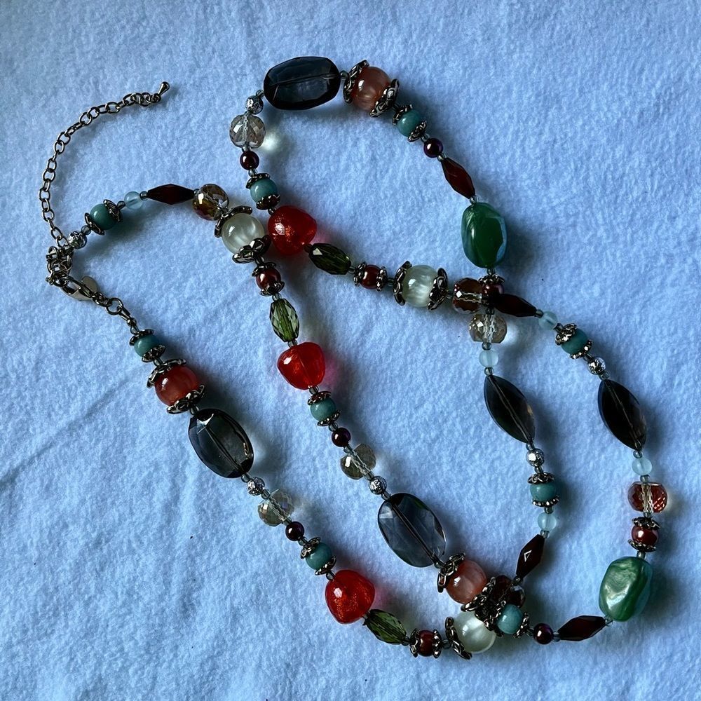 Shades of Chic Long Colorful Necklace Premier Design